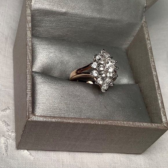 Vintage Evening rhinestone and gold plate ring - Picture 2 of 6